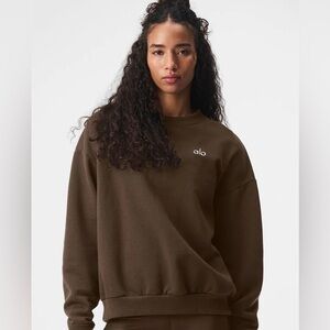 ALO Yoga Accolade Crew Neck & Sweatpants Size M NWT